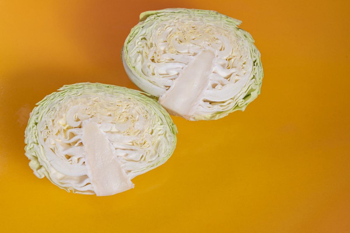 https://ru.freepik.com/free-photo/fresh-cabbage-on-the-table_15770491.htm#page=9&query=%D0%BA%D0%B0%D0%BF%D1%83%D1%81%D1%82%D0%B0&position=37&from_view=search