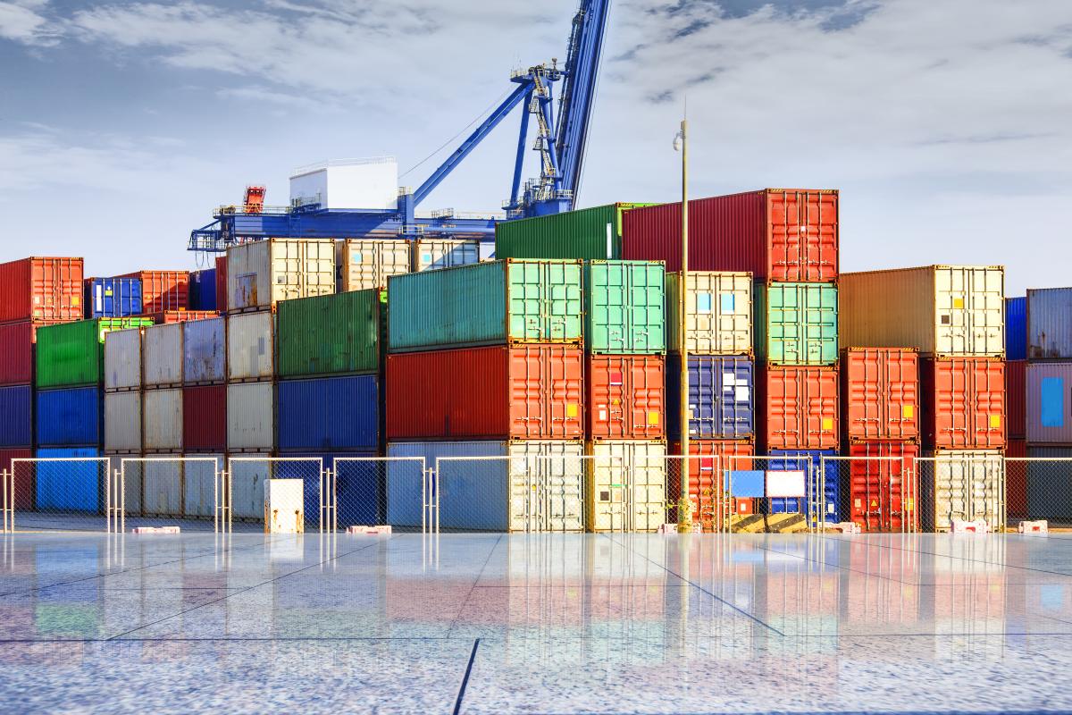 https://www.freepik.com/free-photo/container-terminal-wharf-transport_1116319.htm#query=export&from_query=%D1%8D%D0%BA%D1%81%D0%BF%D0%BE%D1%80%D1%82&position=44&from_view=search&track=sph
