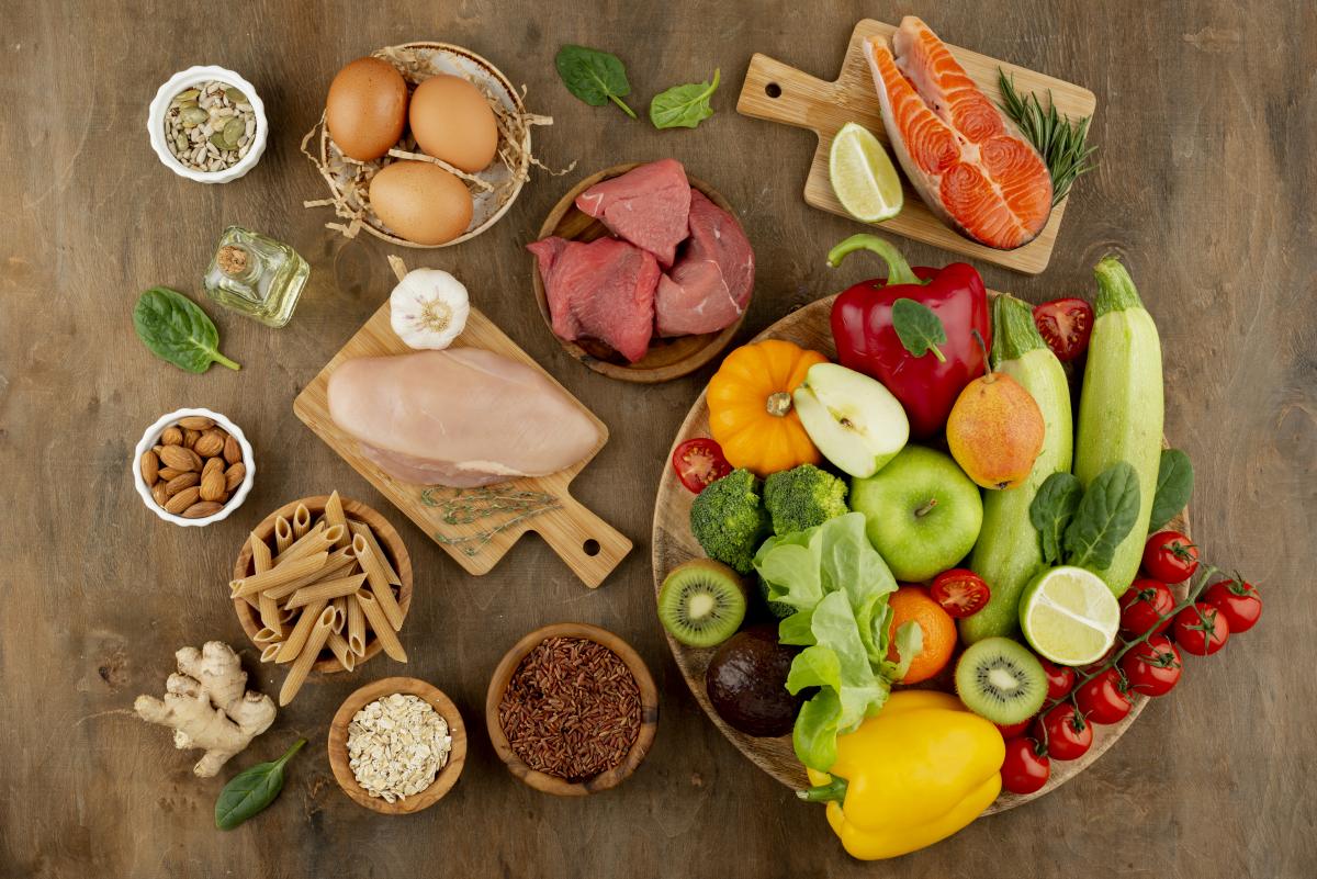 https://www.freepik.com/free-photo/delicious-food-groups-arrangement-top-view_21745245.htm#query=ketogenic%20diet%20products&position=13&from_view=search&track=ais