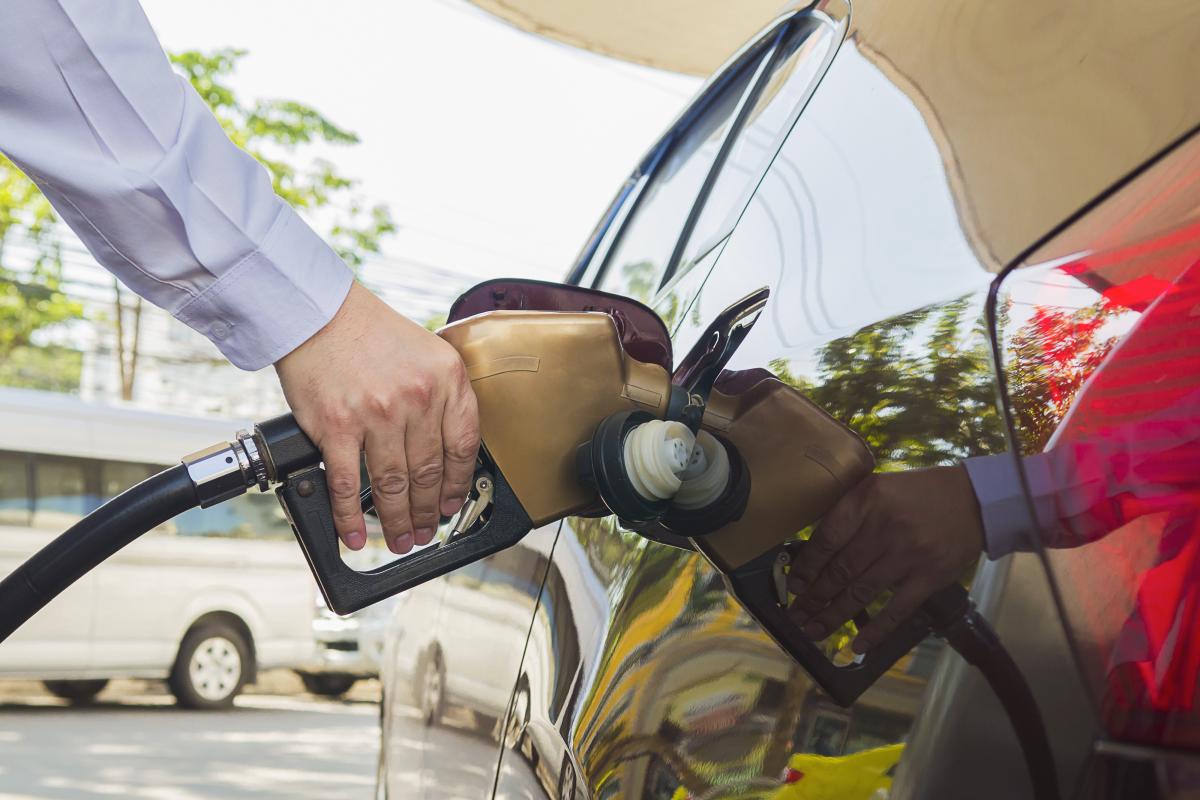 https://www.freepik.com/free-photo/man-putting-gasoline-fuel-into-his-car-pump-gas-station_3806459.htm#query=fuel&position=27&from_view=search&track=sph