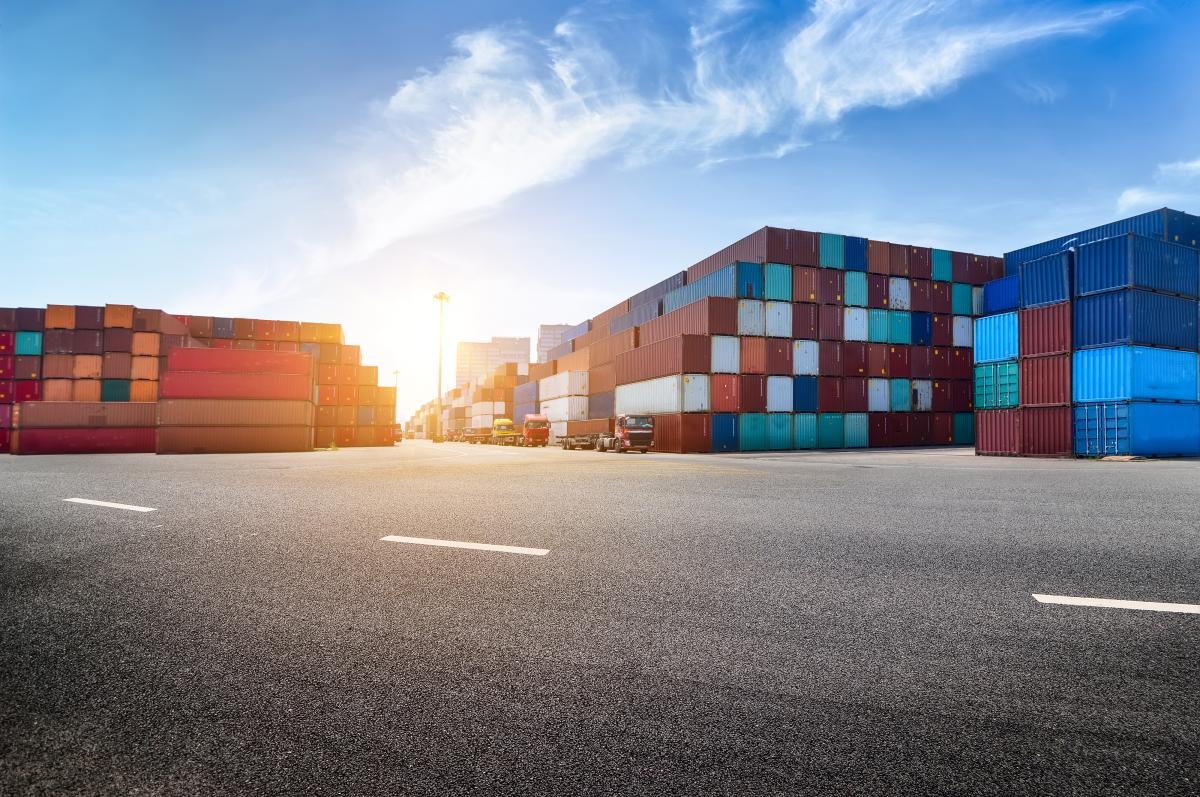 https://ru.freepik.com/free-photo/industrial-port-and-container-yard_1145655.htm#page=2&query=%D1%8D%D0%BA%D1%81%D0%BF%D0%BE%D1%80%D1%82&position=24&from_view=search&track=sph