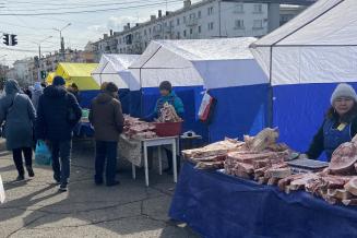 Сельхозярмарки в Забайкалье способствуют насыщению рынка продукцией местного производства