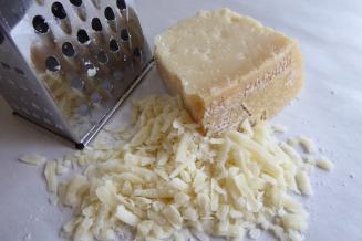 Производство сырных продуктов в России снова стало расти